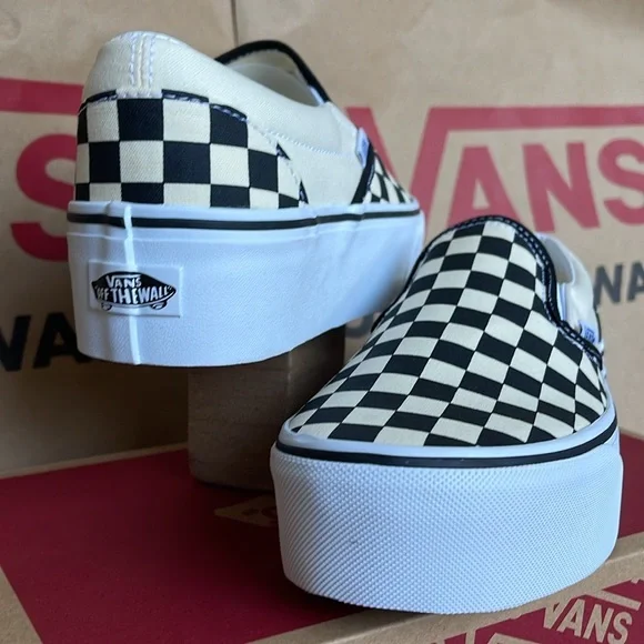 Vans WMNS Classic Slip-On Stackf Checkerboard Black/Classi
VN0A7Q5RTYQ
Platforms - Picture 9 of 16